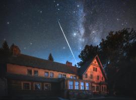 Schronisko PTTK Pod Muflonem, hotel v destinaci Duszniki Zdrój