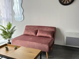 Nathôme 7, hotel in Alençon