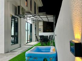 New Luxury Semi-D In Banting, Pantai Morib - Nearby Tanjung Sepat, отель в городе Бантинг