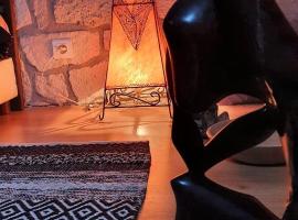 Les GARGOUILLES Gorges du Tarn - Millau, hotel en Boyne