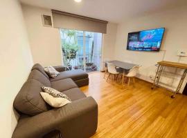 Adam's home with high-speed Internet near Polanco, hotel i Mexico City