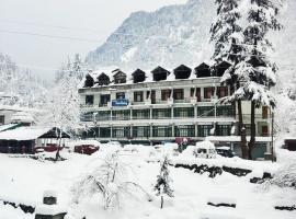 Hotel Satkar Residency, hotel em Old Manali, Manali