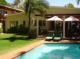 Cedar Lodge Guest House, hotel di Robertson