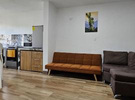 La Frontera Departamento, hotel v destinaci Tulcán