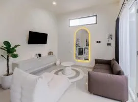 Stylish Villa 5 mins to Finns beach club