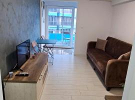 Sab Luxury Apartments, hotel in Saturn