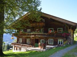Hof zur Linde, hotel v Kitzbuhelu