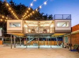 Busan Zio club caravan park