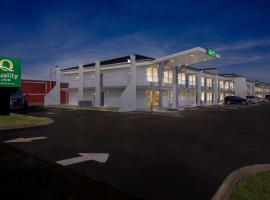 Quality Inn Nashville - Opryland Area, pousada em Nashville