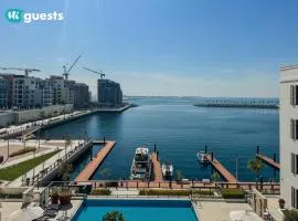 HiGuests - Elegant 1BR Retreat with Sea View in La Rive