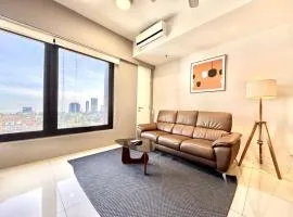 Tropicana 218 Macalister #Charm #InfinityPool #WideSeaview #6pax #3BR2bath #1King2Queen #Quality well maintained #Private host