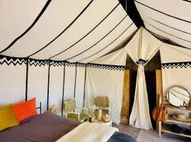Nomademoi Luxury Camp
