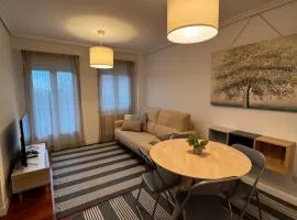 C12A01 Coqueto apartamento con piscina y garaje