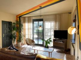 Stay Classy - Cottage