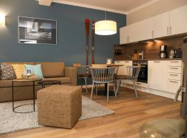 Ferienwohnungen "Burg Freienstein", hotel in Warnemünde