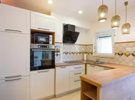Apartment Srica