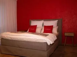 Mein Träumchen Apartements- 4 Rot stillvoll und zentral übernachten