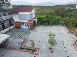 Shaiva Urban Retreat