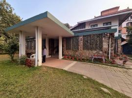 The timeless Haven Heritage bungalow, hotel a Guwahati