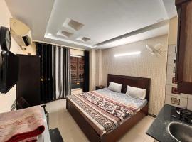 Crescent Cozy Apartment, hotel in Rawalpindi