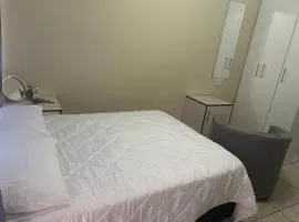 Sunstone Lodge
