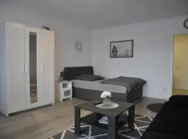 Deluxe Apartment 2 - Ruhe Oase - 1ZKB Balkon - Parkplatz