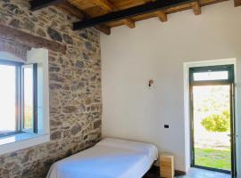 Casa in campagna Torrenova 98070 Sicily, hotell sihtkohas La Rocca