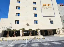Daisy hotel