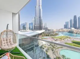 Hermes-Style 2BR, Full Burj Khalifa View - Infinity Pool - Full Fountain View