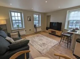 The Nest - One Bed Apt with Sea Views