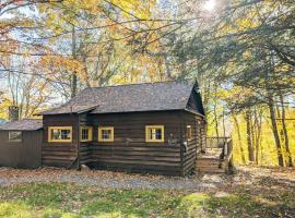 Rustic Retreat Fireplace, Casino, Camelback Close to everything!, Ferienhaus in Mount Pocono
