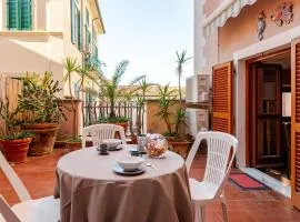 Terrazza Privata-A 2 Passi dal mare- "Versilia Royal"