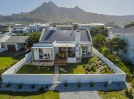 Efcharisto Seaside Cottage - Lower Beach Road