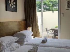 Cozy Suite with Private Patio near Nuvali
