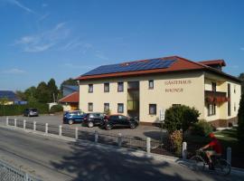 Gästehaus Wagner, homestay in Egglfing