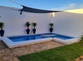 Santa Fe House, cabana o cottage a Granada