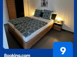 Schönes Apartment mit Terrasse - Privatvermietung, ξενοδοχείο σε Waldstetten