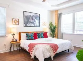 The Prairie Suite Newly Built Upscale Central