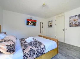 -RDGS- For your relaxed, Cosy Stay, Free Parking