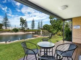 Canal Luxury Living & Boat Ramp