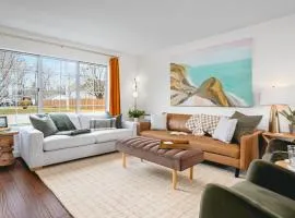 NEW Barlow by the Bay 3BR Townhome Downtown