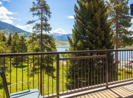 Pool and Hot Tubs, Beautiful Views, Lake Dillon Location, Hotel in Dillon