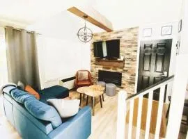 Rustic Loft at Blue