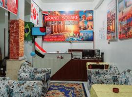 Grand Square Hostel Luxor, hostel v destinaci Luxor