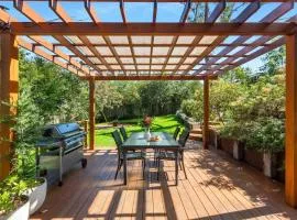 The Bush & Berry - Pet-friendly Retreat in the Heart of Berry