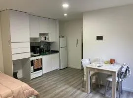 Monoambiente céntrico en planta baja con patio