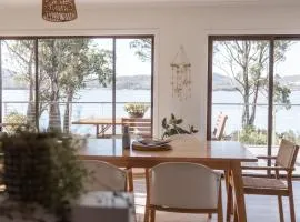 Squid Ink Shack - Waterfront - Tasman Peninsula