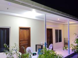 Aurora Dhangethi, hotel poblíž Villa International Airport - VAM, Dhangethi