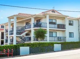 213 South Pacific Apartments