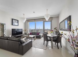 2BR Harbour Views T1, Creek View, cabana o cottage a Dubai